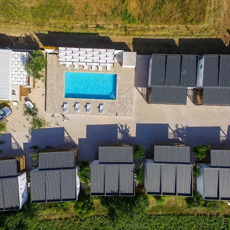 Kompleks wypoczynkowy Medanic Mobile Homes *